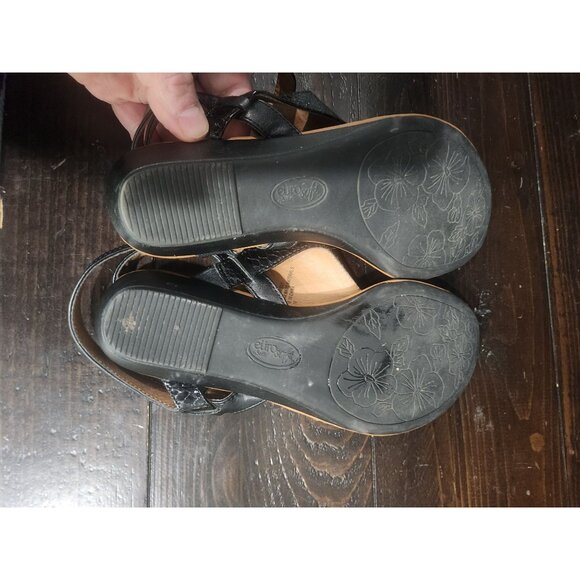 Eurosoft Sofft Missy Black Faux Snakeskin Embossed Thong Strappy Sandals/Sz. 7M - Picture 7 of 8